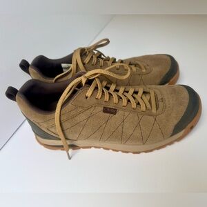 Oboz Men’s 8.5 Hiking Shoes Tan Brown Low Top Outdoor Trail Sneakers